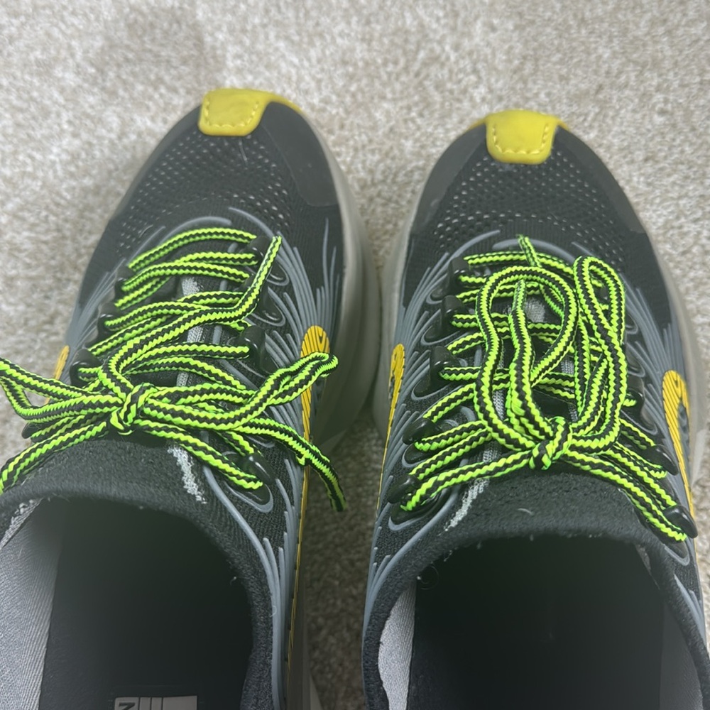 Gucci Men’s Sneakers - Picture 8 of 10